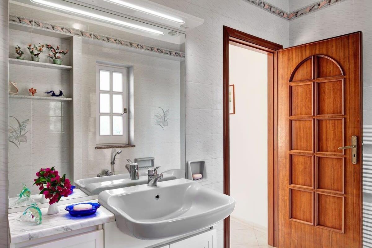 Relais Mamma Mia Sea Views Pool & Terraces Villa Massa Lubrense Exterior photo